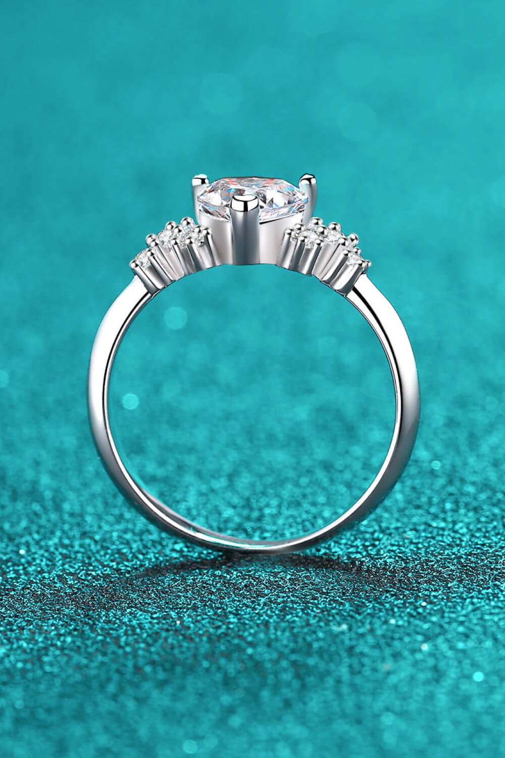 1 Carat Moissanite Heart Ring - CNCO