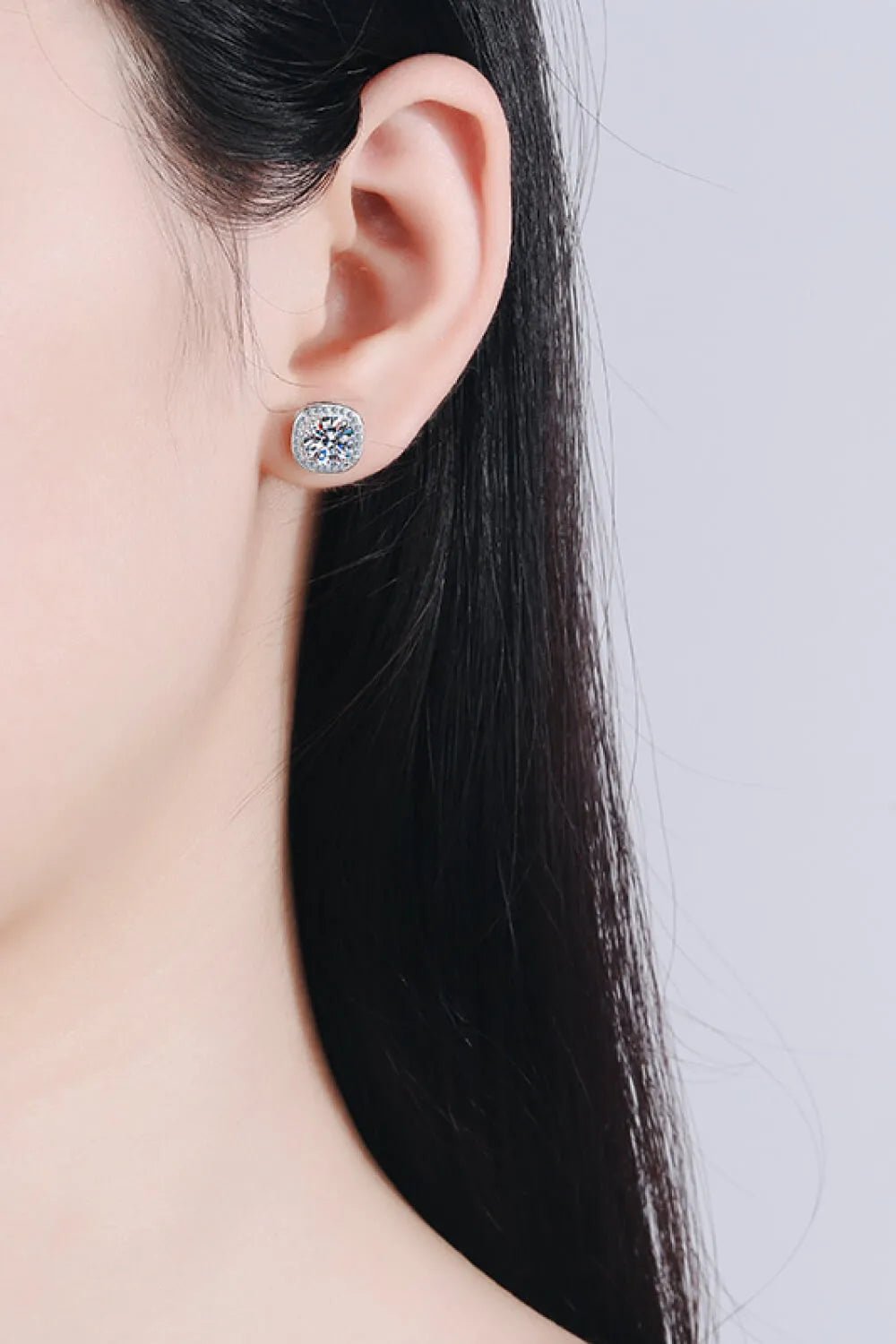 Let Me Love You 1 Carat Moissanite Stud Earrings - CNCO