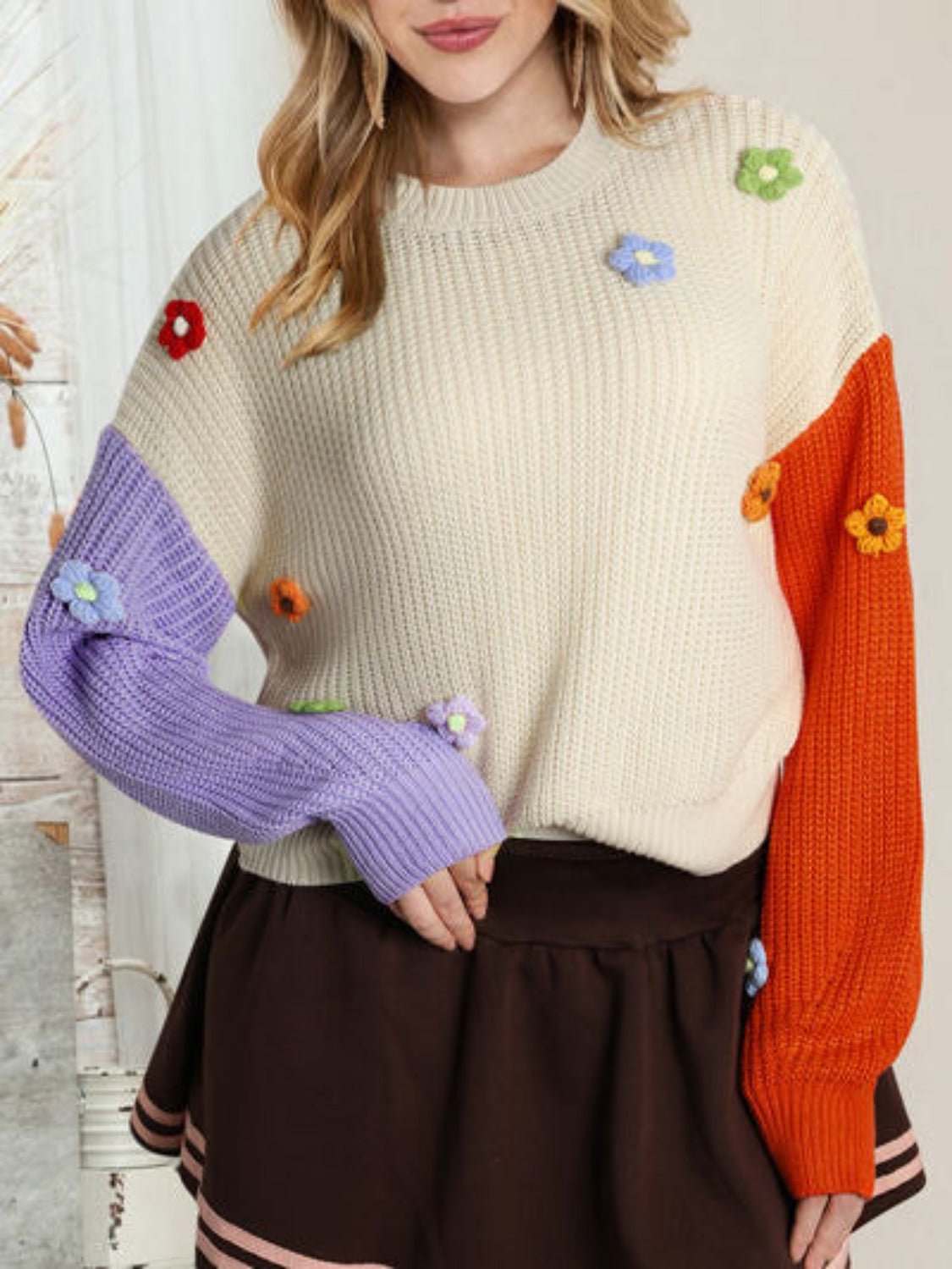 Flower Contrast Round Neck Sweater - KECHENFS