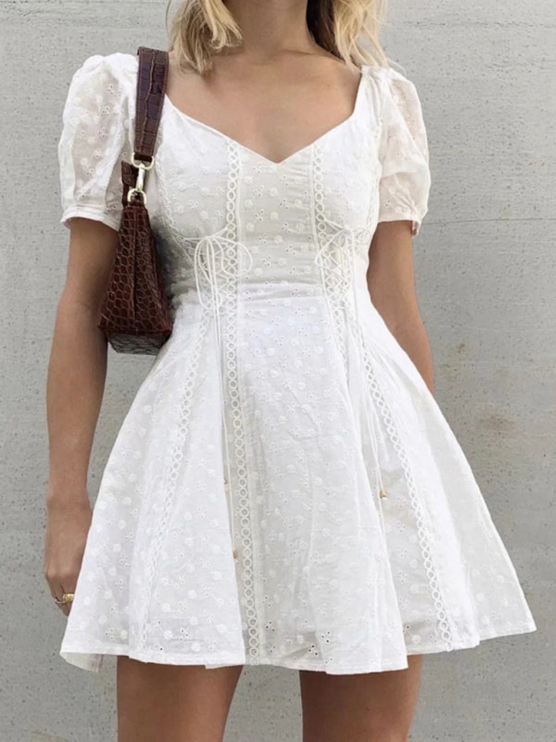 Women's Lace Embroidery Sexy Low Cut Square Neck Puff Sleeve Dress - KECHENFS